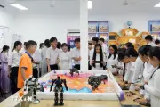 Định hình cơ sở đại học dẫn dắt giảm áp lực thi cử tuyển sinh lớp 10