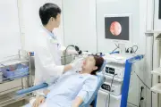 Định vị dẫn đường 3D giải thoát cơn đau hốc mắt cho người phụ nữ
