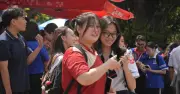 Những ước mơ tuổi 18 tại điểm thi THPT Gia Định gây xúc động