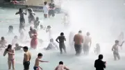 Nắng nóng kỷ lục châu Âu: Hàng chục nghìn người mất điện, WHO cảnh báo sức khỏe nghiêm trọng
