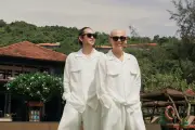 NTK Vũ Ngọc và Son biến bãi biển Lăng Cô thành sàn diễn thời trang hoành tráng