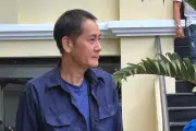 Đạo diễn Lê Minh bị truy tố tội cưỡng đoạt tài sản vì tạt sơn, mắm tép đòi nợ