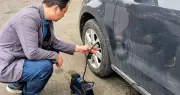 Áp suất lốp ô tô: Bơm đúng khuyến nghị chưa chắc đã an toàn và bền lốp