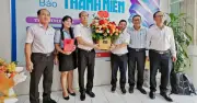 Phó bí thư Tỉnh ủy Khánh Hòa thăm Báo Thanh Niên nhân ngày báo chí