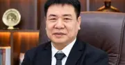 Phó chủ tịch địa ốc gom cổ phiếu nghìn tỷ, thành cổ đông lớn hàng loạt công ty