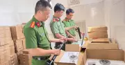 Phá đường dây mua bán vũ khí nguy hiểm ngụy trang bằng 'súng thông bồn cầu'