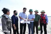 Phú Thọ: Cấm móc giới giải quyết bức xúc của người dân tại bãi khai thác cát
