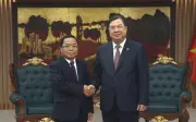 Phó Thủ tướng Phạm Gia Túc tiếp Phó Thủ tướng Lào; họp về ba dự án luật