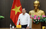 Phó Thủ tướng yêu cầu hoàn thiện quy định nhập khẩu ô tô quà biếu