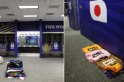 Phòng thay đồ đội Nhật tại World Cup gây sốt vì sạch sẽ