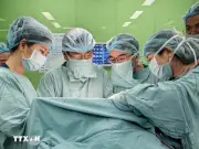 Phẫu thuật thành công khối u nang 11kg cho bé gái 2 ngày tuổi