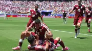 Qatar cầm hòa Thụy Sĩ nhờ bàn thắng phút bù giờ của Khoukhi