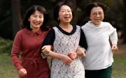 Qua tuổi 60 hãy lười 3 việc để kéo dài tuổi thọ