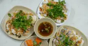Quán bánh cuốn 53 năm khách Tây đông hơn khách ta được Michelin khen ngợi