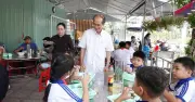 Quán cơm 0 đồng của linh mục Vinh Sơn Võ Văn Thọ tại Cần Thơ