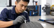 Rủi ro tiềm ẩn khi mua lốp cũ kém chất lượng và 7 lưu ý quan trọng