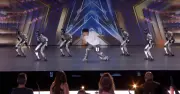 Robot hình người nhảy nhạc Lady Gaga gây sốt tại America’s Got Talent