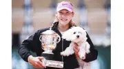 Roland Garros 2026 chứng kiến cú sốc lớn: Djokovic, Swiatek sớm dừng bước