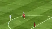 Ronaldo chỉ chỗ cho Bruno chọc khe, ghi cú đúp vào lưới Uzbekistan