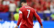 Ronaldo lập kỷ lục ghi bàn 6 kỳ World Cup liên tiếp