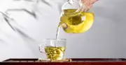 Sự thật về trà và sỏi thận: Uống trà không gây bệnh mà còn phòng ngừa