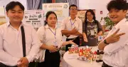 Sinh viên Trà Vinh biến bún nước lèo Khmer thành viên súp ăn liền