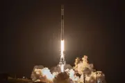 SpaceX phóng thành công 24 vệ tinh Starlink lên quỹ đạo