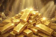 SPDR mua ròng hơn 7 tấn vàng khi giá giảm, Fed cứng rắn