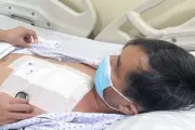 Sốt 4 tháng không rõ nguyên nhân, hóa ra do vi khuẩn từ răng sâu tấn công tim
