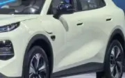 SUV hạng C giá 509 triệu đồng: đẹp sang trọng, trang bị sánh ngang Mazda CX-5, công nghệ đẳng cấp, rẻ nhất phân khúc