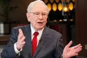 Tỷ phú Warren Buffett khuyên đừng tiếc tiền cho 3 khoản chi này