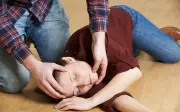 Đột quỵ cũng phải sợ loại quả này: Vitamin C gấp 21 lần táo, người Việt ăn nhiều mà ít biết