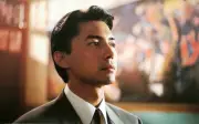 Từ trẻ mồ côi đến siêu sao Hollywood: Hành trình của Tôn Long
