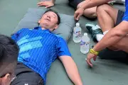 Tay vợt pickleball Việt Nam kiệt sức sau chung kết 90 phút