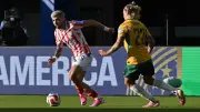 Thể thức mới khiến Australia và Paraguay đá hòa 0-0 để cùng đi tiếp