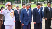Thủ tướng Campuchia Hun Manet vào Lăng viếng Chủ tịch Hồ Chí Minh