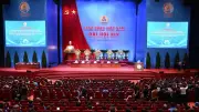 Thủ tướng đối thoại với công nhân: Nâng cao năng suất, hướng tới tăng trưởng hai con số