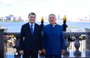 Thủ tướng Lê Minh Hưng gặp người đứng đầu Cộng hòa Tatarstan Rustam Minnikhanov