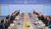 Thủ tướng Lê Minh Hưng hội kiến Tổng thống Nga Putin tại Kazan