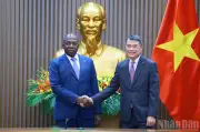 Thủ tướng Lê Minh Hưng tiếp Bộ trưởng Ngoại giao Angola