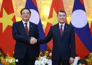 Thủ tướng Lê Minh Hùng và Thủ tướng Lào Sonexay Siphandone hội đàm