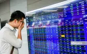 Thị trường chứng khoán tích lũy, VN-Index dao động 1.750-1.850 điểm