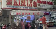 Thị trường kim cương xáo trộn: Khách hàng lo lắng, đổ xô bán tháo