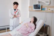 Thai phụ 35 tuần bị sa trĩ tắc mạch, phẫu thuật laser thành công