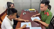 Thanh niên Ninh Bình lái SH bằng chân bị tịch thu xe