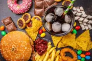 Thực phẩm siêu chế biến - 'kẻ giấu mặt' gây nhiều bệnh mạn tính