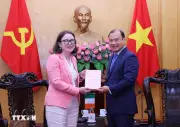 Thúc đẩy hợp tác nghiên cứu chung tâm cỡ toàn cầu Việt Nam-Ireland