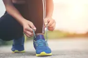 Thói quen đi bộ nhỏ giúp bảo vệ tim, não và đường huyết