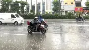 Thời tiết hôm nay 11/6: Hà Nội nắng nóng, Nam Bộ mưa dông rải rác