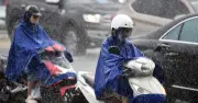 Thời tiết phân hóa: Bắc Bộ mưa giông giải nhiệt, Trung Bộ nắng trên 40 độ